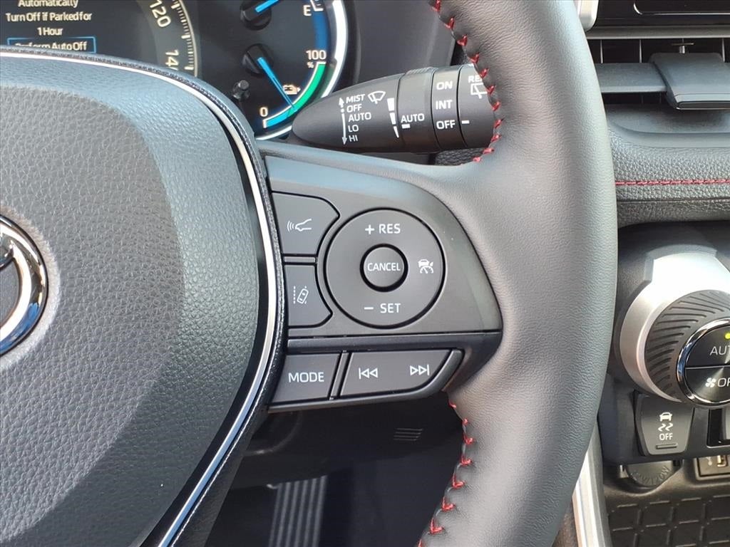 2025 Toyota RAV4 Plug-in Hybrid SE