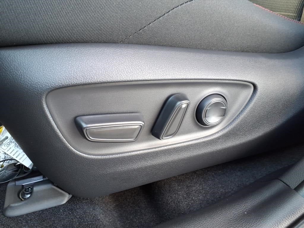 2025 Toyota RAV4 Plug-in Hybrid SE